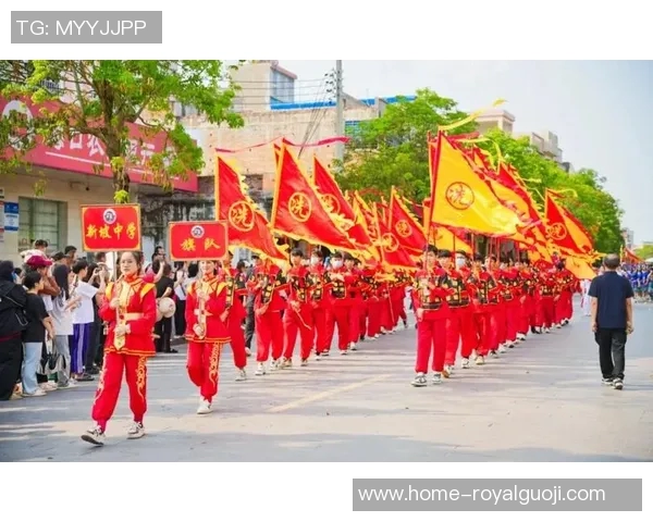 女王巡游与传统节日的魅力碰撞探索文化传承与现代庆典的交融之美